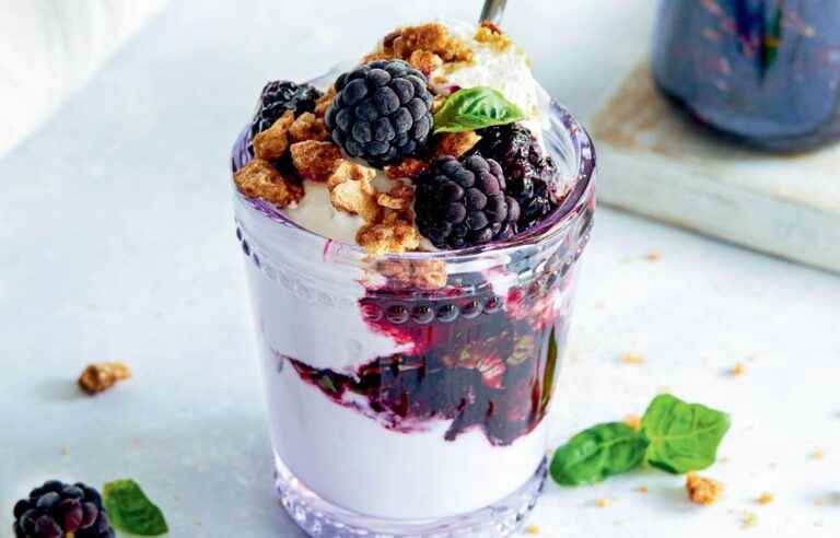 Blackberry Basil Sundaes