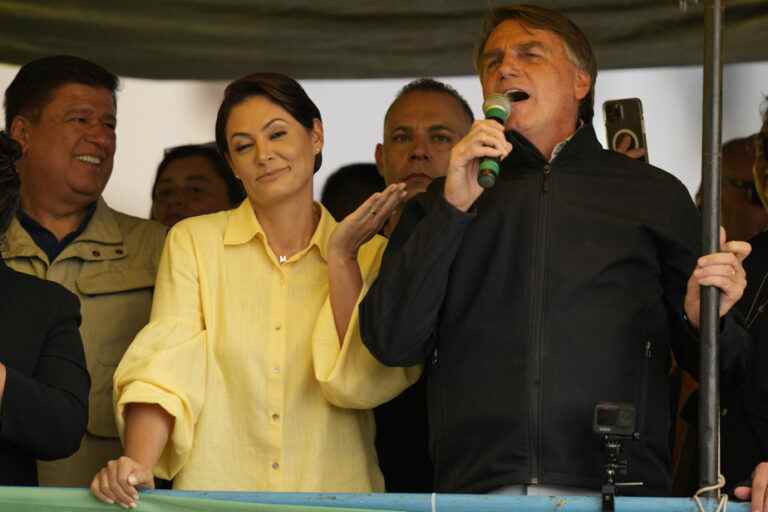 Brazil |  Jair Bolsonaro and his main opponent launch their campaign in symbolic places