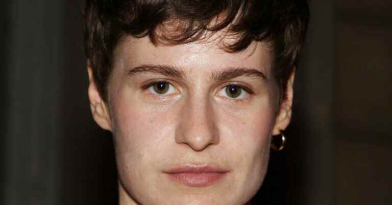 Christine and the Queens are now masculine: “It’s a fairly long process…”