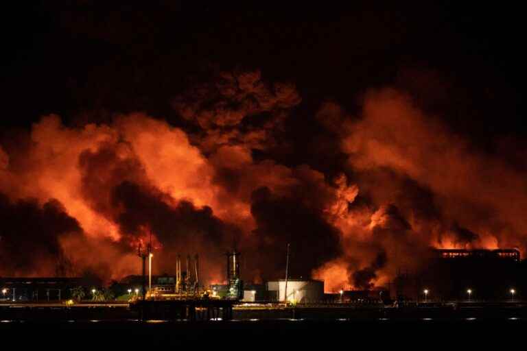 Cuba |  At least one dead in huge oil depot fire