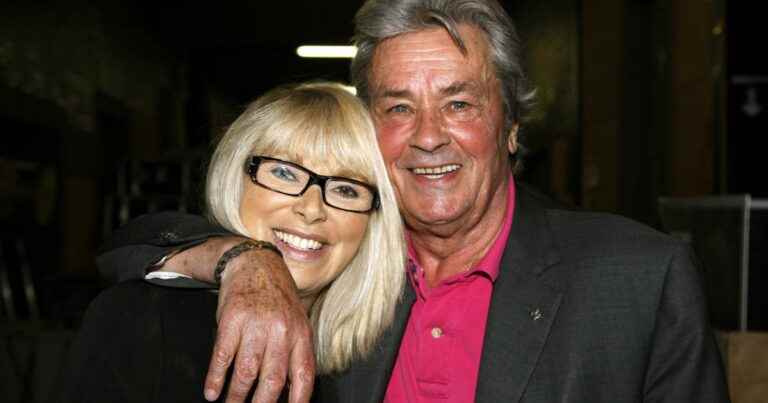 Death of Mireille Darc: Alain Delon left her for a famous actress… “She called me”!