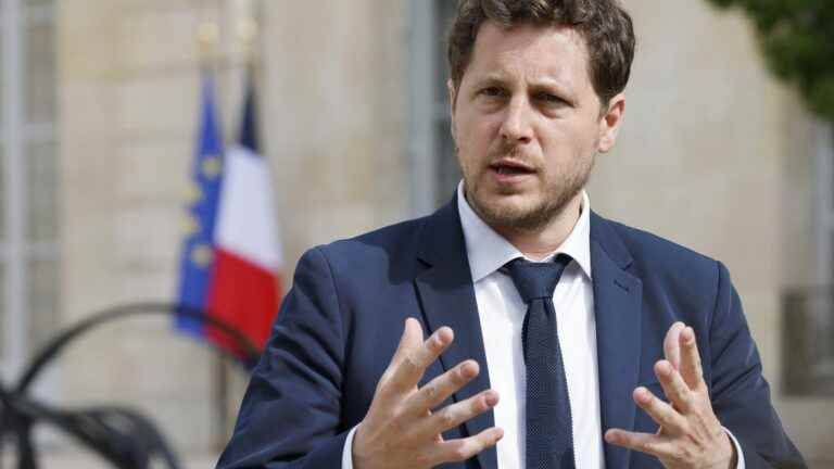 Emmanuel Macron’s speech is “commentary”, says Julien Bayou, national secretary EELV