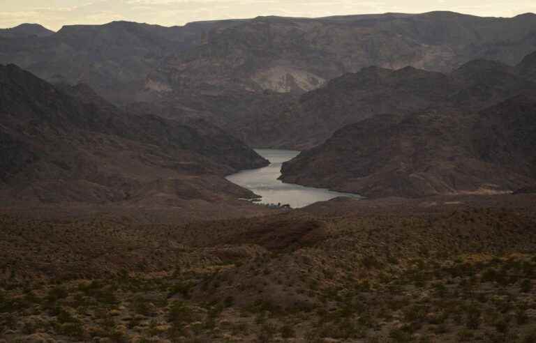 Faced with ‘historic’ drought, Washington cuts water quotas for some states and Mexico