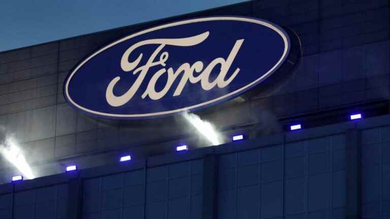 Ford ordered to pay 1.7 billion dollars after the death of a couple