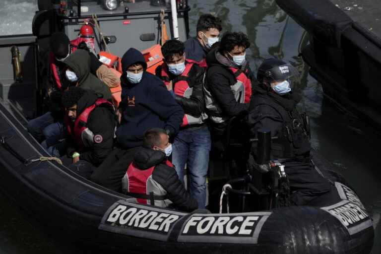 France |  More than 250 migrants rescued in the Channel in the last days