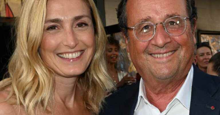 François Hollande and Julie Gayet in a green strapless dress: rare appearance of the newlyweds, very accomplices