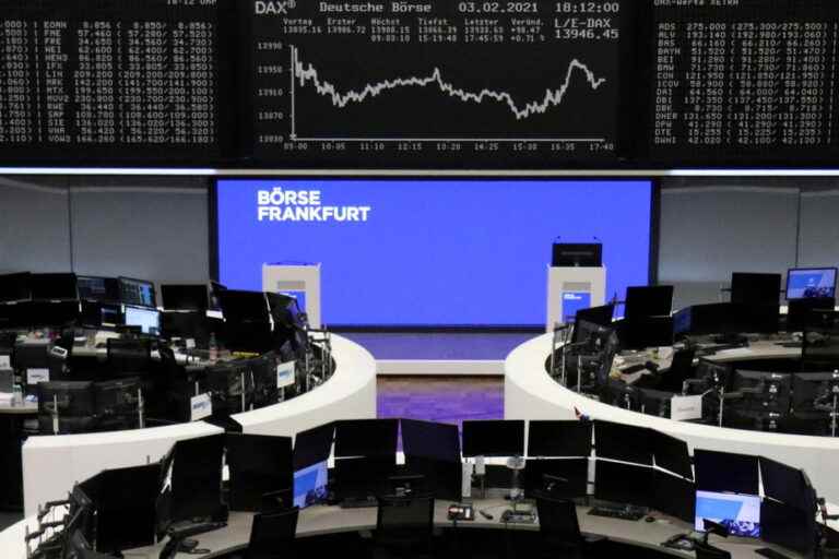 Gas pushes European stock markets down