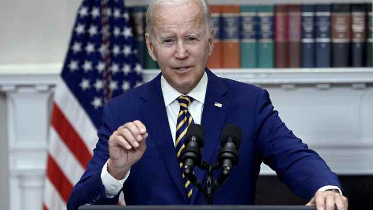 Joe Biden announces partial forgiveness of student loans