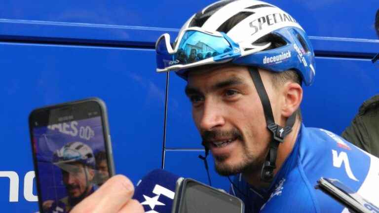 Julian Alaphilippe combative for the Tour of Spain