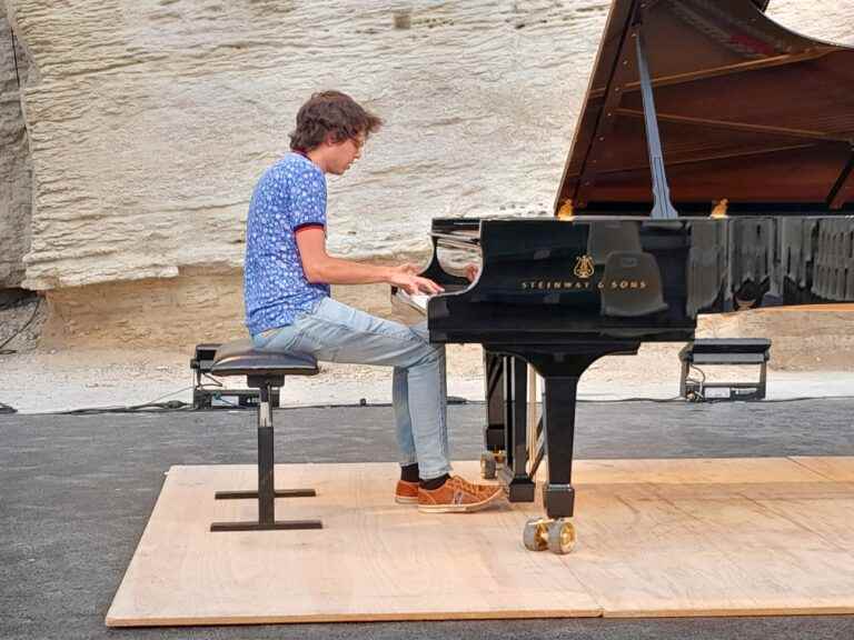 La Roque-d’Anthéron: A Day With Lucas Debargue, Pianist Of Culture, Curiosity And Reflection