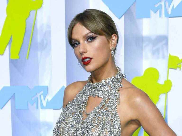 Like Taylor Swift, the best-dressed stars of the VMAs bet on couture looks!