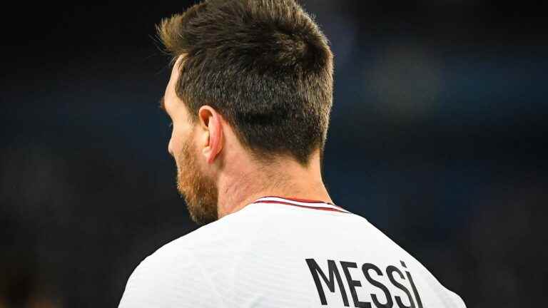 Lionel Messi absent from the list of 30 named, four French players present including favorite Karim Benzema