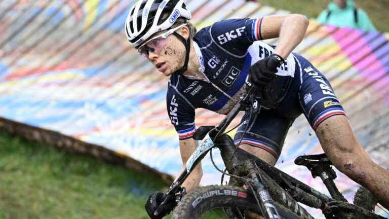 Loana Lecomte gold medalist in cross-country mountain biking, Pauline Ferrand-Prévot in silver