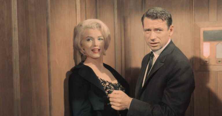 Marilyn Monroe pregnant with Yves Montand: this disturbing round belly on secret photos