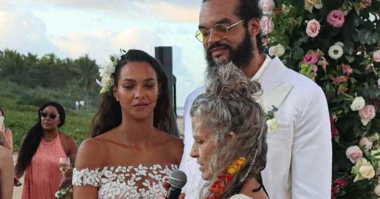 Marriage of Joakim Noah and Lais Ribeiro in Brazil: their cute little bridesmaids