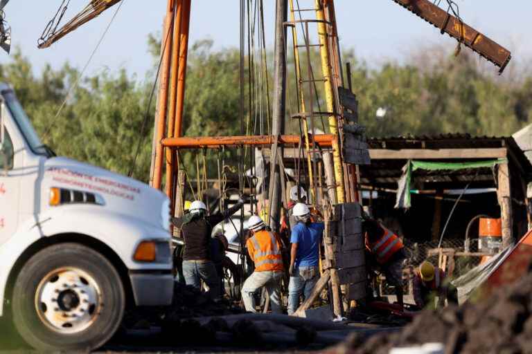 Mexico |  An aquatic drone to rescue trapped miners