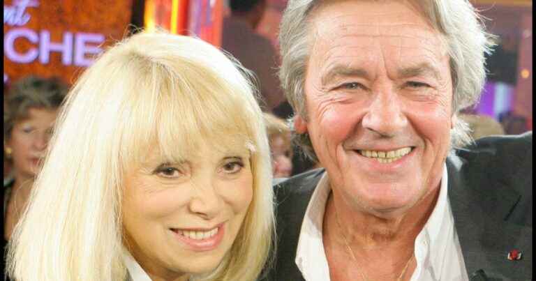 Mireille Darc: 5 years after her death, her songs unveiled… a beautiful tribute and the pretty words of Alain Delon