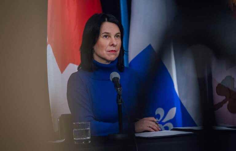 Montreal will not “definance” its police, assures Valérie Plante