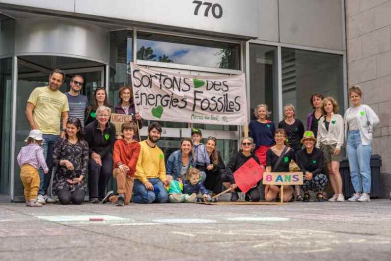 Mothers at the front |  A 20th Sunday in a row in front of François Legault’s office