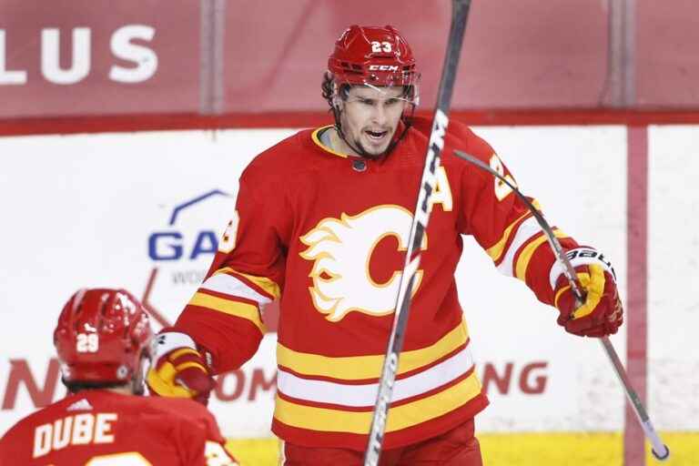 NHL |  The Canadian obtains Sean Monahan from the Flames