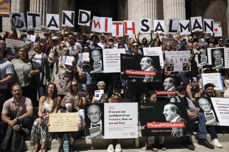 Public reading of Rushdie’s work in New York