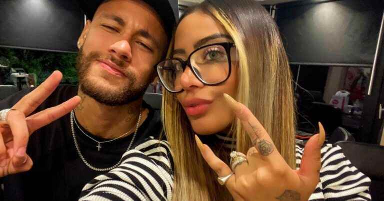 Neymar very close to his sister Rafaella, a bombshell who is not afraid