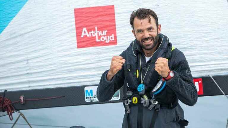 Pierre Le Roy wins the sailing race between Les Sables and the Azores