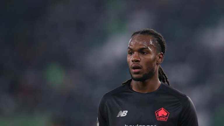 Renato Sanches (LOSC) signs for PSG