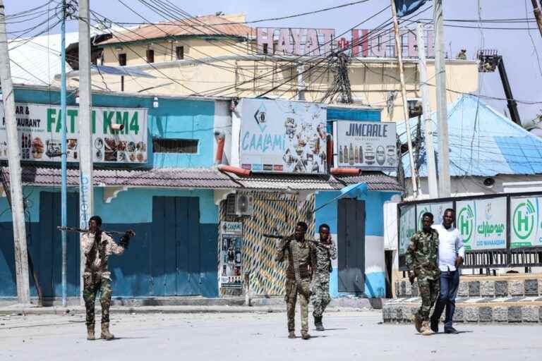 Somalia |  Shebab attack on Mogadishu hotel kills 13