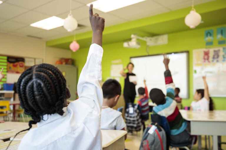 Still 700 teachers to find before the start of the school year