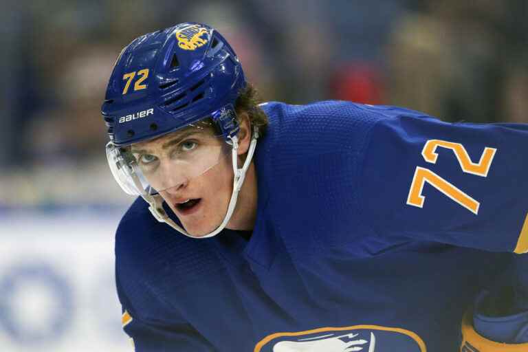 Tage Thompson signs for seven years with the Sabers