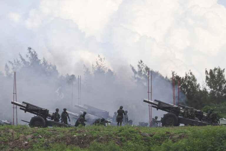 Taiwan organizes military exercises and accuses Beijing of planning an invasion