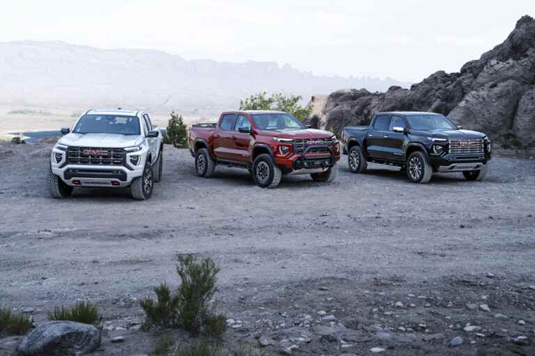 The 2023 GMC Canyon is unveiled