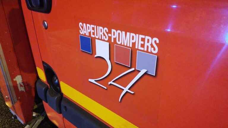 The kitchen of an apartment in Périgueux burns in the early morning