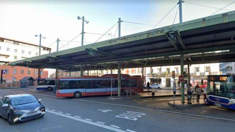 The large Joan of Arc bus station in Toulouse closed for security reasons