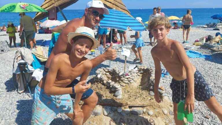 The world championship of pebble castles in Villeneuve-Loubet, a unique event in the world!