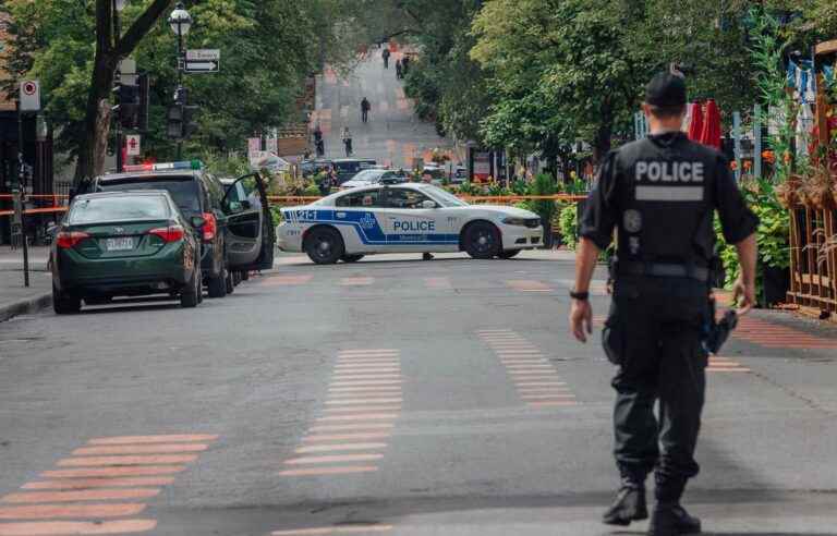 Two people fall under the bullets in broad daylight in Montreal