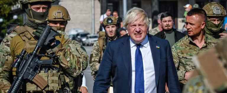 Ukraine: Boris Johnson in Kyiv for Independence Day