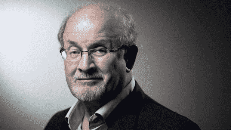 United States: author Salman Rushdie, stabbed during a conference, is still alive