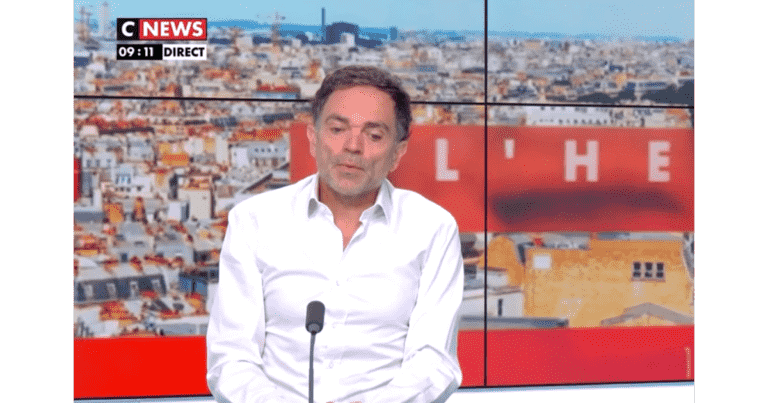 Yann Moix wishes “the death of his whole family” live on TV … and “it’s not a joke”