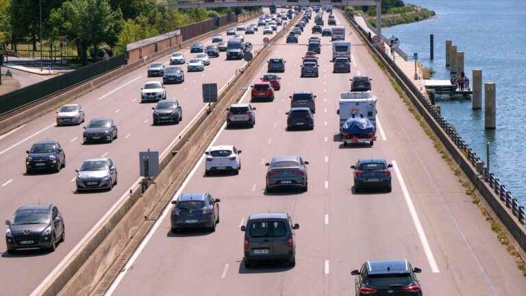 a Saturday classified as “red” on the roads, and “black” on the Mediterranean arc