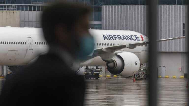 a union alerts the government to Air France’s policy