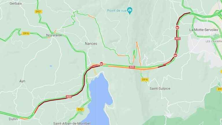 a vehicle on fire under the Thorn tunnel, 7 kilometers of cumulative slowdowns