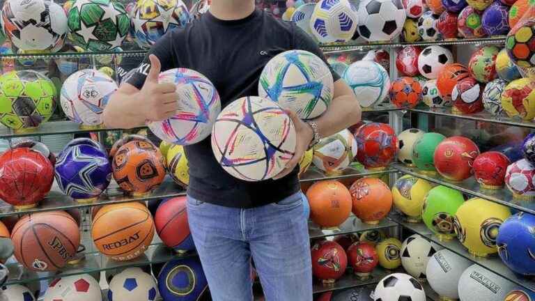 balls, jerseys, scarves… behind the scenes of the huge sporting goods market in China