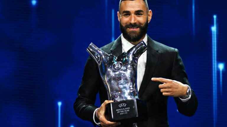 crowned UEFA player of the year, Karim Benzema puts an option on the Golden ball