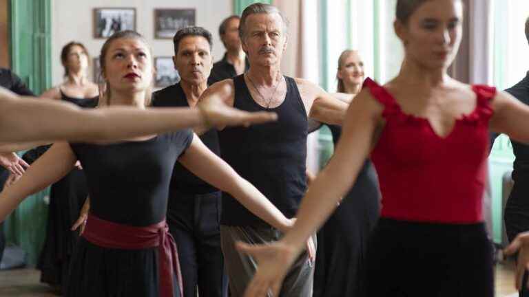 dance to re-establish ties, in the new film by Franck Dubosc