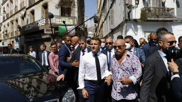 in Oran, the agitated walkabout of the French president in front of Disco Maghreb, the “temple of raï”