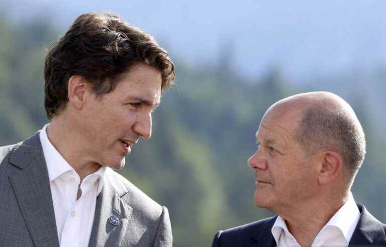 kyiv pressures turbines, hours before Olaf Scholz arrives in Canada