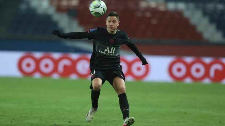 midfielder Ander Herrera on loan to Athletic Bilbao