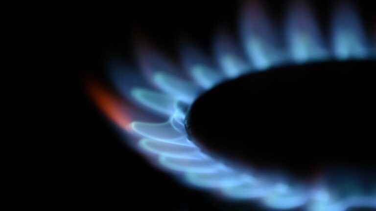 regulated energy tariffs will increase by 80% in October